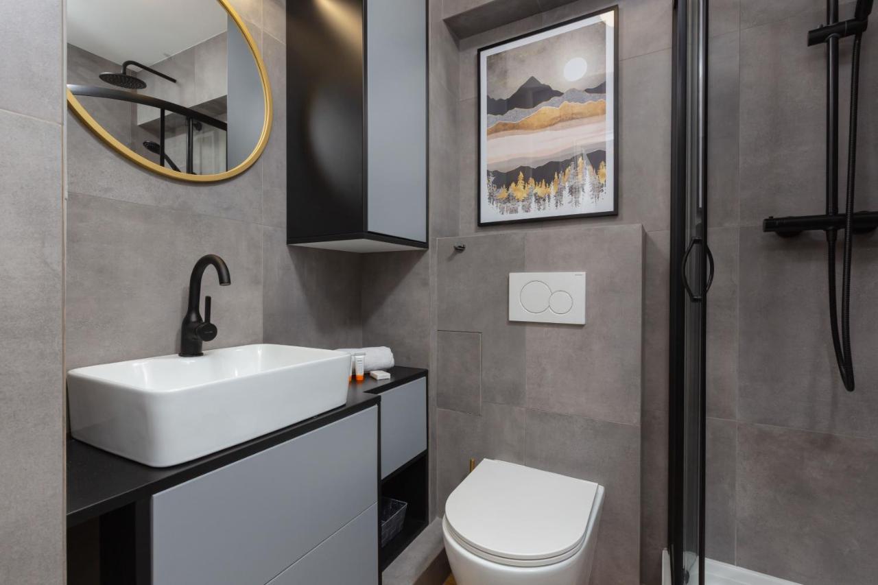 City Center Apartment Near The Vistula By Noclegi Renters Warsaw Exterior photo